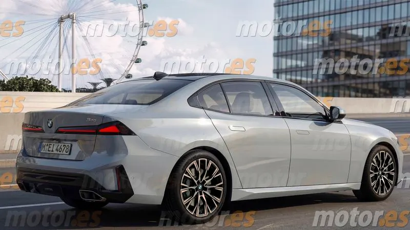 Светло-серый седан BMW 3 Series, вид сзади-сбоку: узкие задние фонари, двойные выхлопные насадки, фон — колесо обозрения